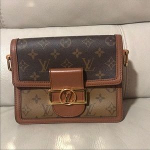 Authentic Lv crossbody bag dauphine mini